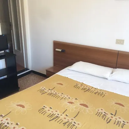 Hotel Gardenia فندق